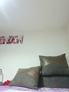 Linda_Minda Cameră chat live