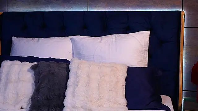 LaylaVixenn Adlı Modelin Canlı Sohbet Odası