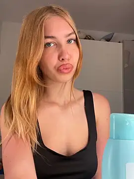 MilaaXOO Cameră chat live