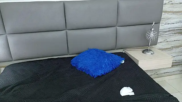 Chat soba uživo modela Ivy_lux33
