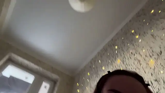 SacredFret Cameră chat live