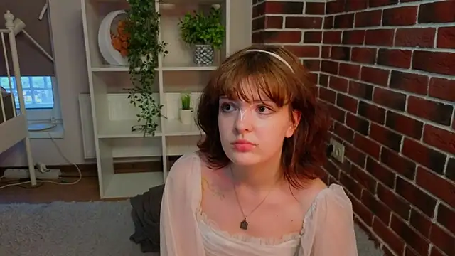 Živá chatovací místnost TyishaRud