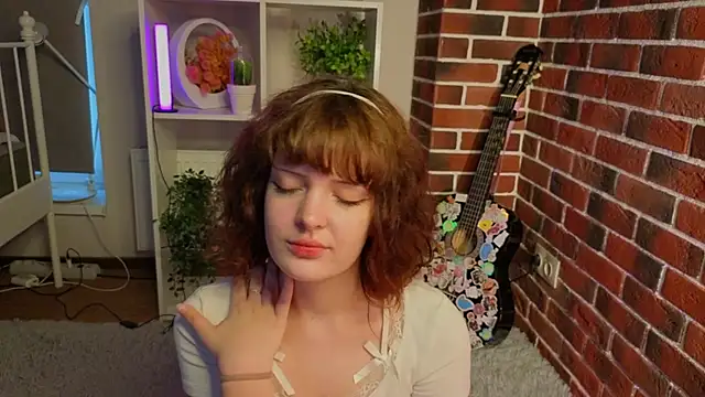 TyishaRud – Naživo XXX chat