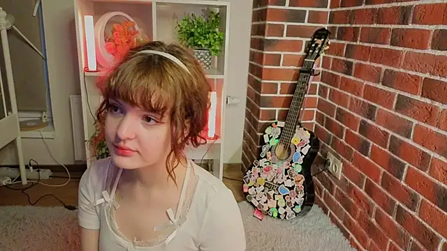 TyishaRud – Naživo XXX chat