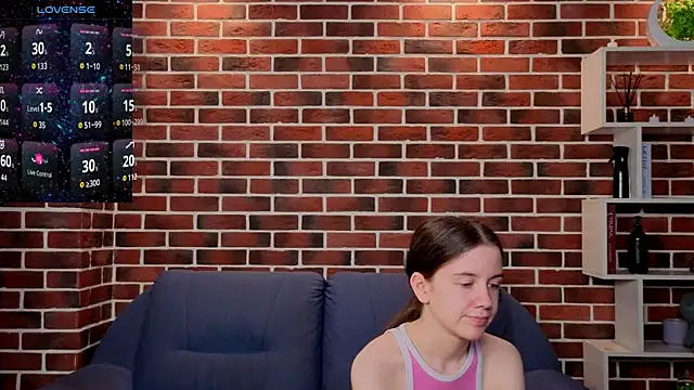 Sala de chat en directo de MyrtaMcclaney