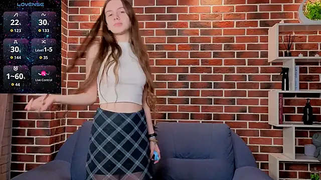Sala de chat ao vivo de MyrtaMcclaney