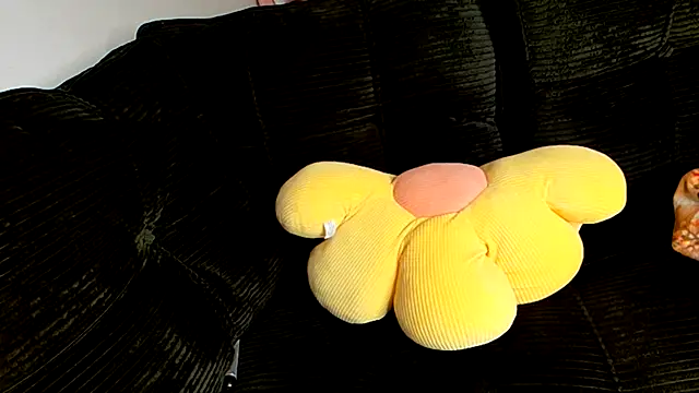 kiki_sexxy Live Chatrum