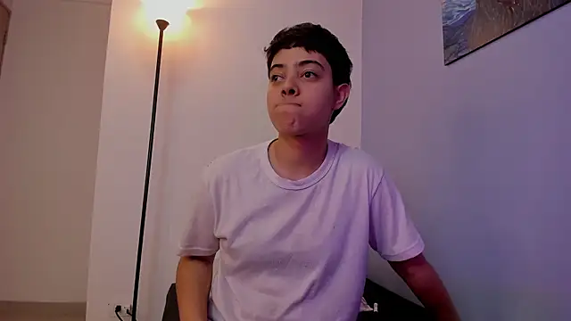 חדר צ'אט בשידור חי של lexa_kitty