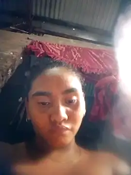 Lela-Chanel live-chat rom