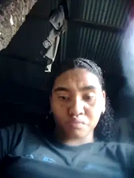 Lela-Chanel Live Chatraum