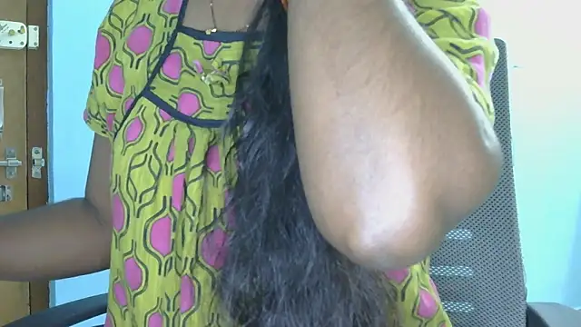 غرفة دردشة latha_hot_telugu المباشرة