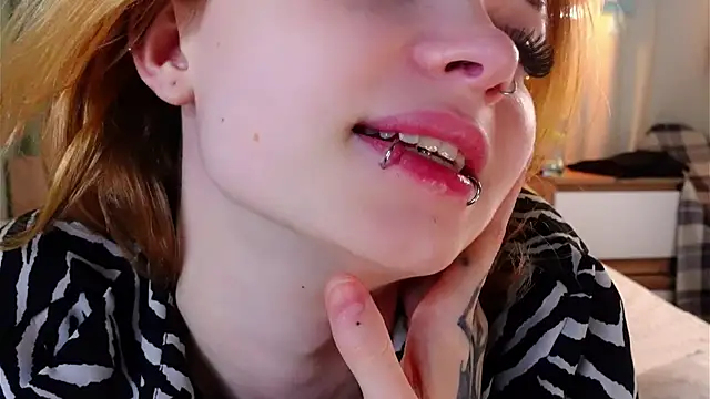Živá chatovací místnost TwilaDipaola