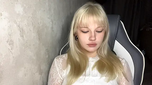 AngelicaMells 실시간 채팅방