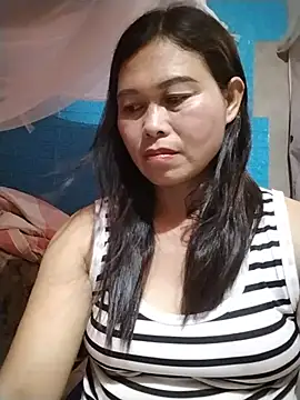 ห้องแชทสดของ -Hatybi-