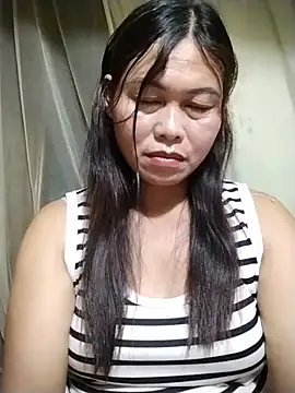 -Hatybi-n Live chat-huone