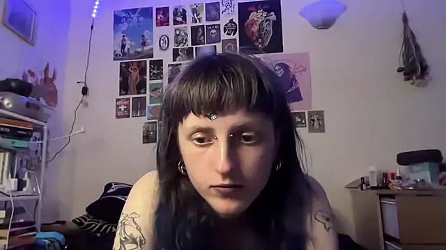 Chat soba uživo modela batzy666