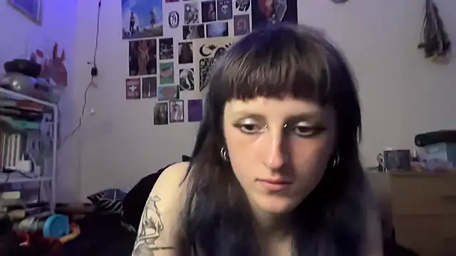 Chat soba uživo modela batzy666