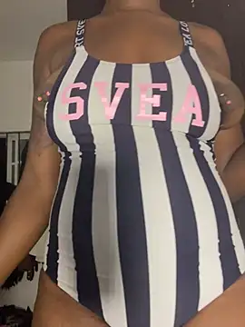 Honeybeespecial Cameră chat live