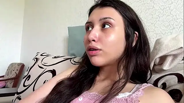 Pokój czatu na żywo – Alicekitty67