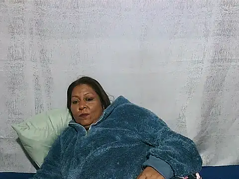 IndianSexyMilf69 Adlı Modelin Canlı Sohbet Odası