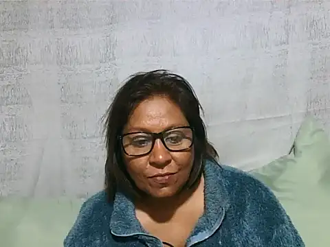 ห้องแชทสดของ IndianSexyMilf69