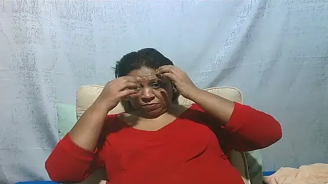 IndianSexyMilf69 Adlı Modelin Canlı Sohbet Odası
