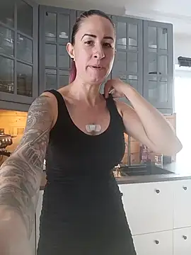 GermanMilfJasmin Cameră chat live