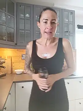 GermanMilfJasmin Cameră chat live