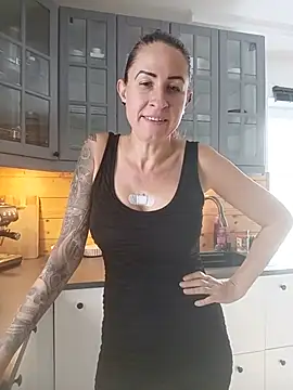 GermanMilfJasmin Adlı Modelin Canlı Sohbet Odası