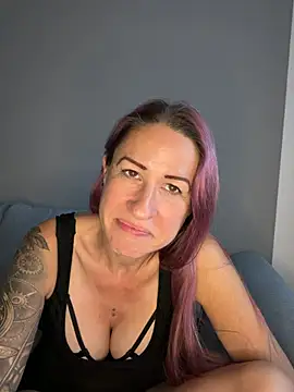 Pokój czatu na żywo – GermanMilfJasmin