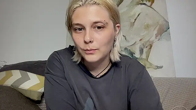 Ella_Bloom – live chatrum