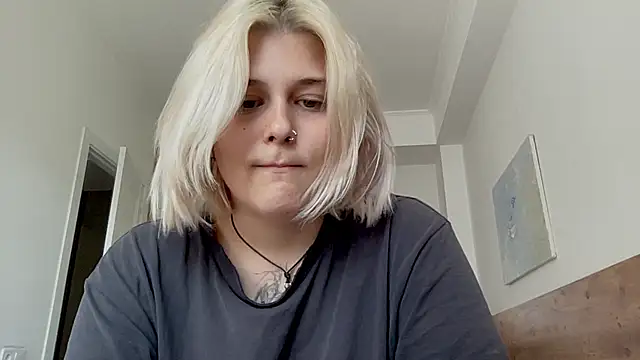 Ella_Bloom 실시간 채팅방
