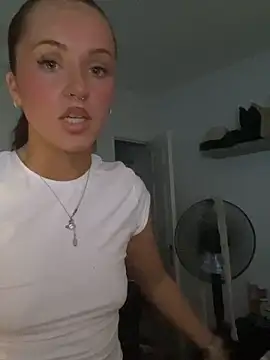 PoisonIvy_x's Live Sex Cam Show