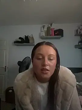 PoisonIvy_x Live chatroom