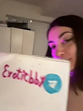 exoticbby élő chatszobája
