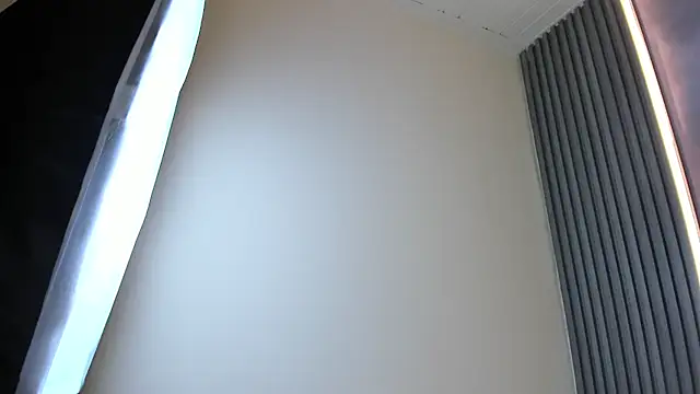 חדר צ'אט בשידור חי של Morgan_Aura