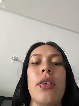 NIKA530 – live chatrum