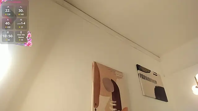EllieAdeline élő chatszobája