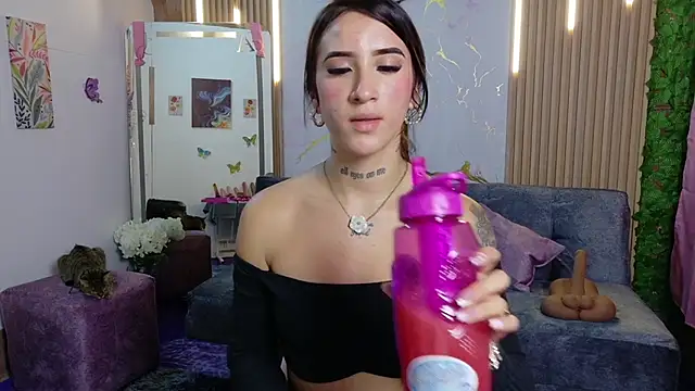 Luxury_altgirl: δωμάτιο απευθείας συνομιλίας