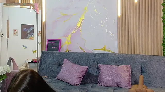 Sala de chat en directo de Luxury_altgirl