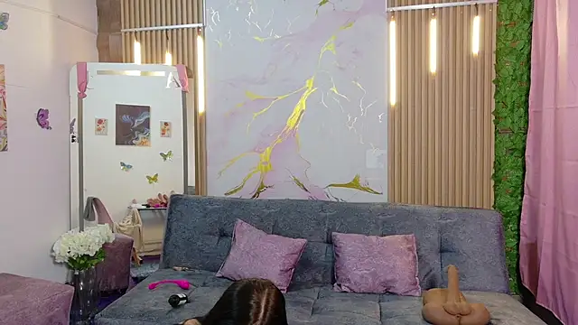 Luxury_altgirl 现场聊天室