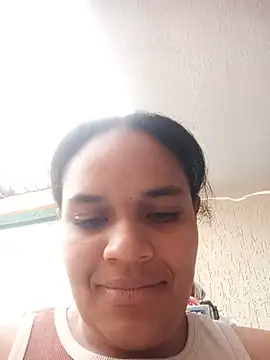 sexygirlbrown01 élő chatszobája