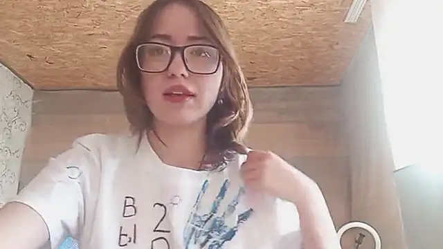 OliviaMoment Live Chatrum