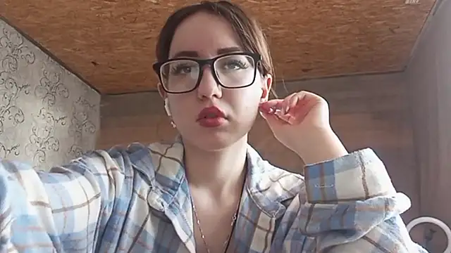 Živá chatovací místnost OliviaMoment