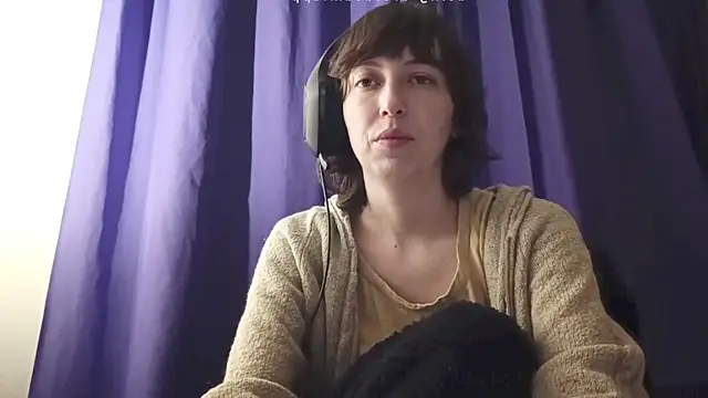 חדר צ'אט בשידור חי של Julixta