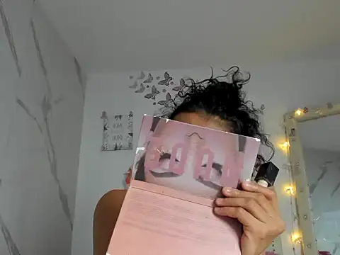 kalibennett451 Cameră chat live