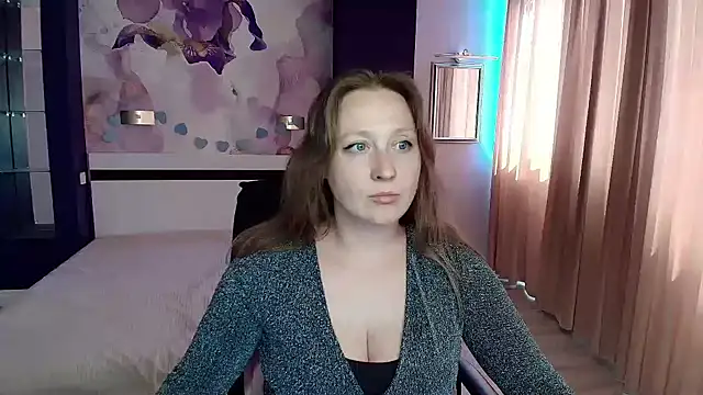 Pokazy przed seks kamerką na żywo – DiamonAria