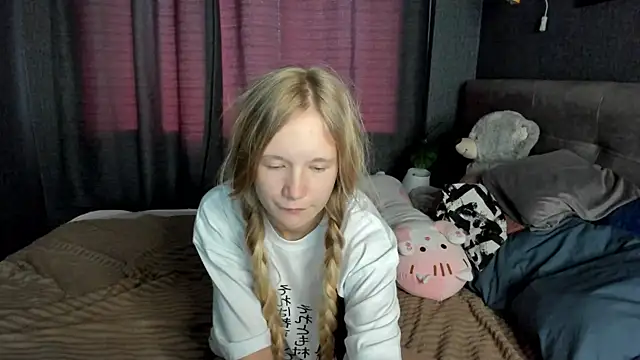 Asya_Almost Live Chatraum