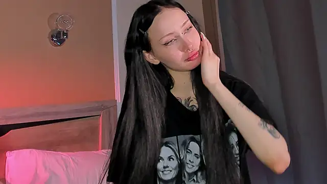 sakurabloom_'s Live Chat Room