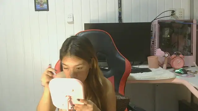 CassaundraWhitehead – Naživo chatovacia miestnosť